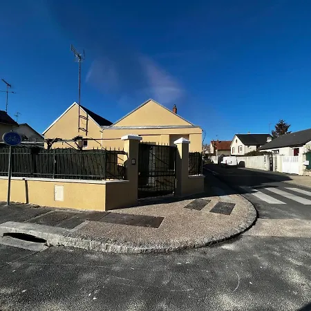 Studios Au Quartier Pavillonnaire Rue D Ambert Orleans Exterior photo