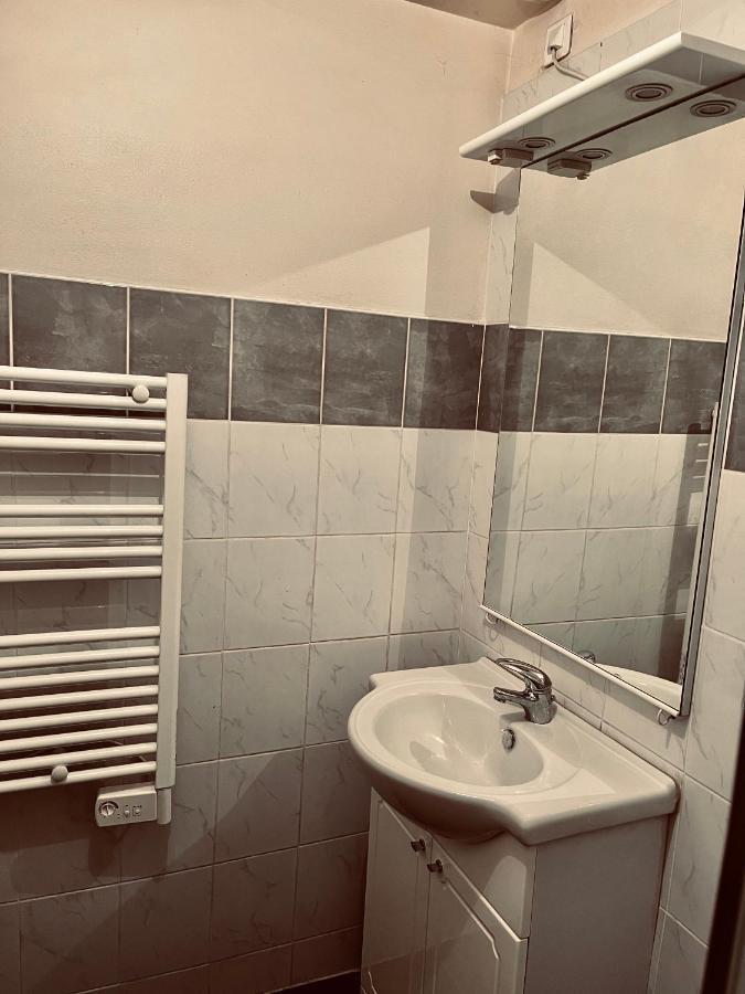 Au Quartier Pavillonnaire Rue D Ambert Appartamento