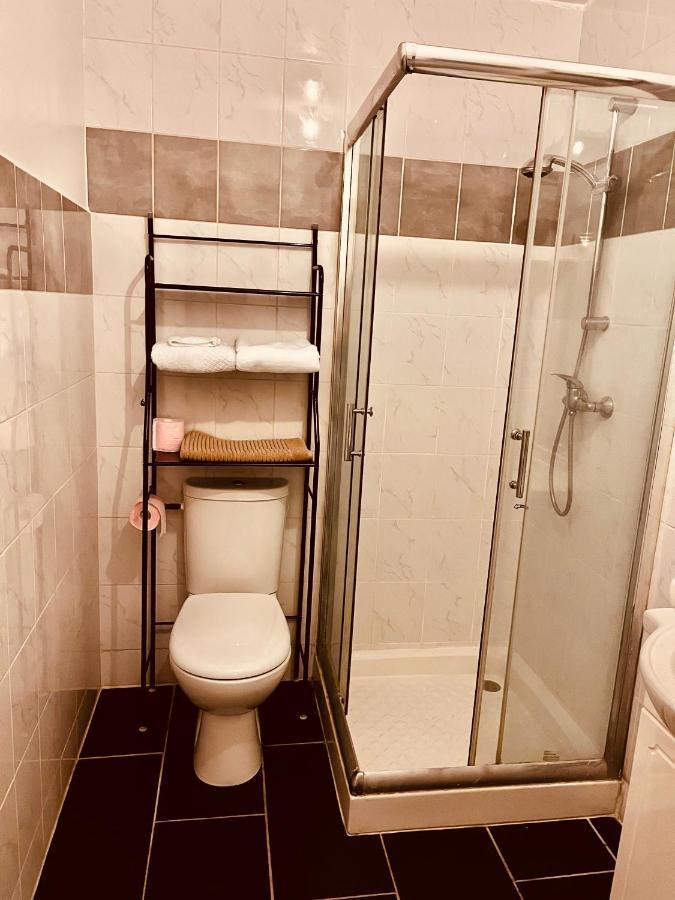 Au Quartier Pavillonnaire Rue D Ambert Appartamento